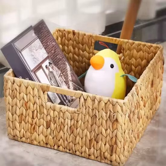 装飾的な籐の手